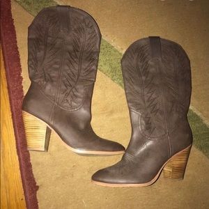 Miranda Lambert Cowboy Boots